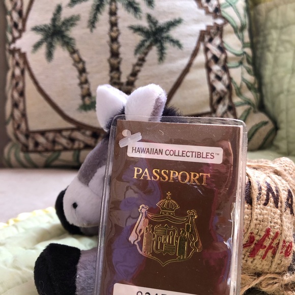 Kona Coffee Donkey Plush - Picture 5 of 5